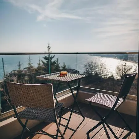Luxury Apartament Near The Sea *