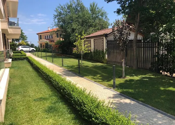 Luxury Apartament Near The Sea