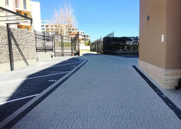 Lägenhet Luxury Apartament Near The Sea