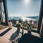 Luxury Near The Sea Апартамент