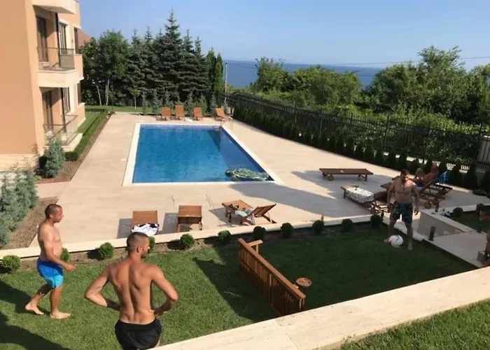 Luxury Apartament Near The Sea Apartment